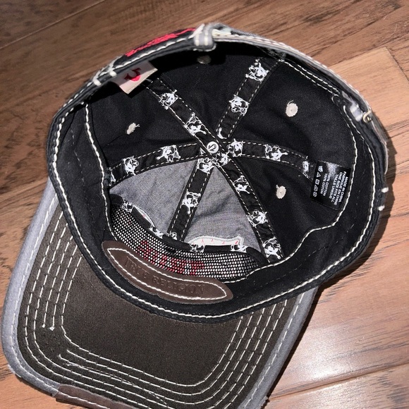 SOLD True Religion Vintage Brand New Hat - Picture 4 of 5